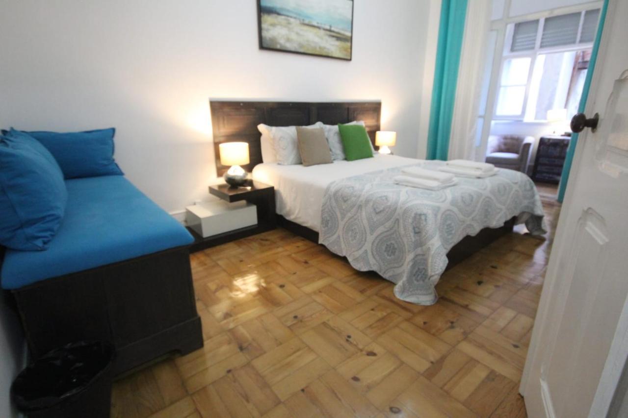 Ocean M1 R4 - Large Double Room With Shared Bathroom In City Center Lisboa Exteriér fotografie