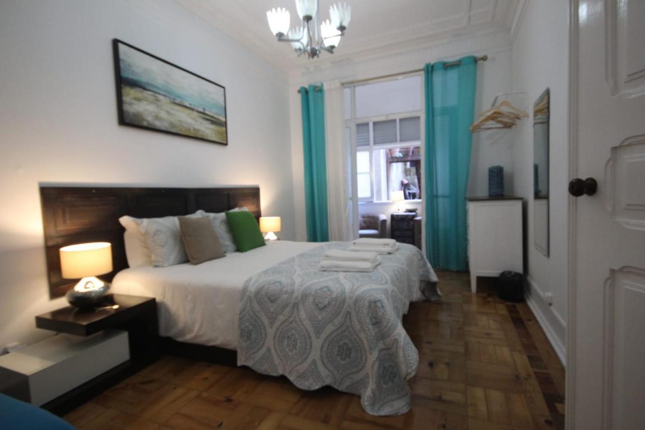 Ocean M1 R4 - Large Double Room With Shared Bathroom In City Center Lisboa Exteriér fotografie